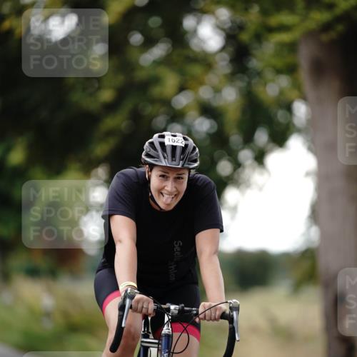 30.08.2026 - Elbe Triathlon Hamburg Michael Burmester http://msf.ph/oto/10060415 30.08.2026 11:44:49 Radfahren 1622, 1656 meine-sportfotos.de