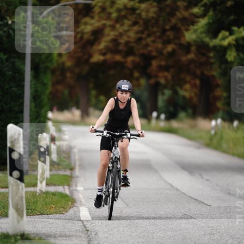 30.08.2026 - Elbe Triathlon Hamburg Michael Burmester http://msf.ph/oto/10060424 30.08.2026 11:44:56 Radfahren 1546, 1656 meine-sportfotos.de