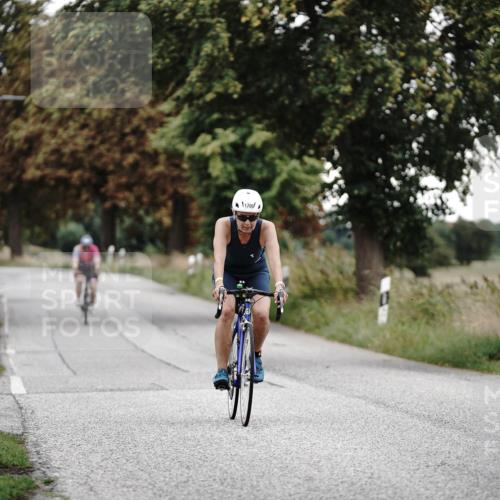 30.08.2026 - Elbe Triathlon Hamburg Michael Burmester http://msf.ph/oto/10060484 30.08.2026 11:45:58 Radfahren 1614, 1700 meine-sportfotos.de