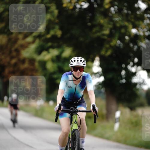 30.08.2026 - Elbe Triathlon Hamburg Michael Burmester http://msf.ph/oto/10060503 30.08.2026 11:46:15 Radfahren 1606, 1628, 1646 meine-sportfotos.de