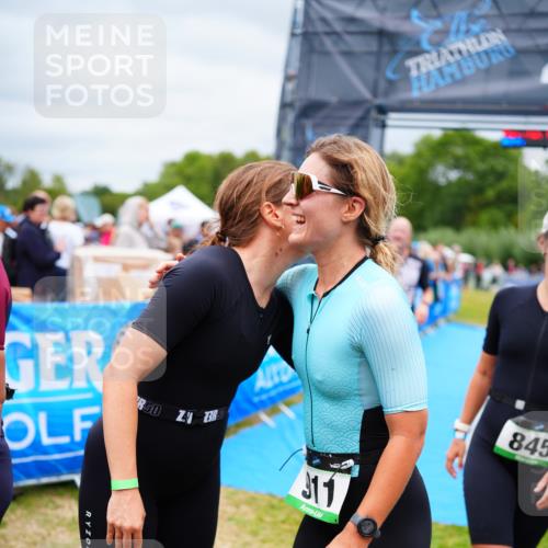 30.08.2026 - Elbe Triathlon Hamburg LAZAROV Photography http://msf.ph/oto/10060548 30.08.2026 11:41:12 Ziel 1302 meine-sportfotos.de