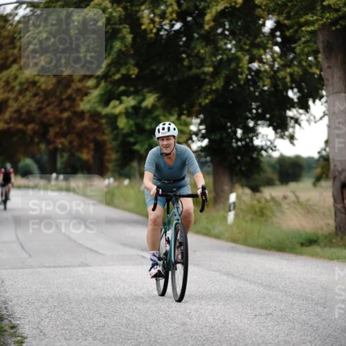 30.08.2026 - Elbe Triathlon Hamburg Michael Burmester http://msf.ph/oto/10060553 30.08.2026 11:47:26 Radfahren 1616, 1657 meine-sportfotos.de