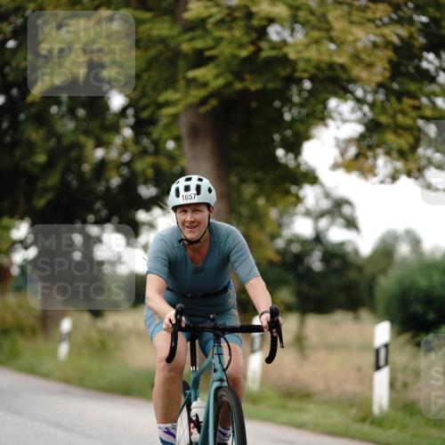 30.08.2026 - Elbe Triathlon Hamburg Michael Burmester http://msf.ph/oto/10060554 30.08.2026 11:47:27 Radfahren 1616, 1657 meine-sportfotos.de