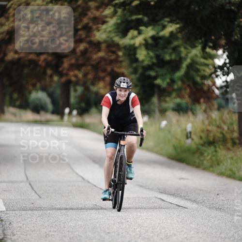 30.08.2026 - Elbe Triathlon Hamburg Michael Burmester http://msf.ph/oto/10060558 30.08.2026 11:47:31 Radfahren 1616 meine-sportfotos.de
