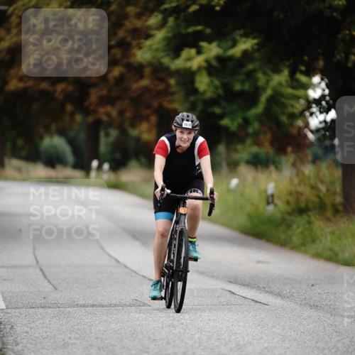 30.08.2026 - Elbe Triathlon Hamburg Michael Burmester http://msf.ph/oto/10060560 30.08.2026 11:47:32 Radfahren 1616 meine-sportfotos.de
