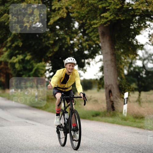 30.08.2026 - Elbe Triathlon Hamburg Michael Burmester http://msf.ph/oto/10060571 30.08.2026 11:47:49 Radfahren 1692 meine-sportfotos.de