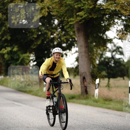 30.08.2026 - Elbe Triathlon Hamburg Michael Burmester http://msf.ph/oto/10060573 30.08.2026 11:47:49 Radfahren 1692 meine-sportfotos.de