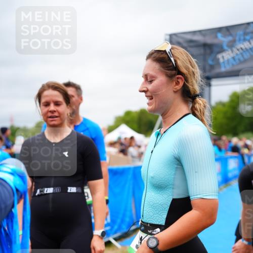 30.08.2026 - Elbe Triathlon Hamburg LAZAROV Photography http://msf.ph/oto/10060578 30.08.2026 11:41:20 Ziel 806, 1202, 1278 meine-sportfotos.de