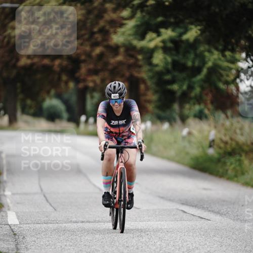 30.08.2026 - Elbe Triathlon Hamburg Michael Burmester http://msf.ph/oto/10060603 30.08.2026 11:48:41 Radfahren 1653 meine-sportfotos.de