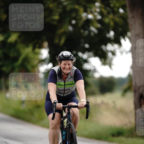 30.08.2026 - Elbe Triathlon Hamburg Michael Burmester http://msf.ph/oto/10060638 30.08.2026 11:50:23 Radfahren 1641, 1717 meine-sportfotos.de