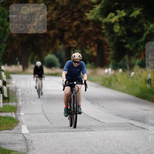 30.08.2026 - Elbe Triathlon Hamburg Michael Burmester http://msf.ph/oto/10060690 30.08.2026 11:52:18 Radfahren 1594, 1686 meine-sportfotos.de