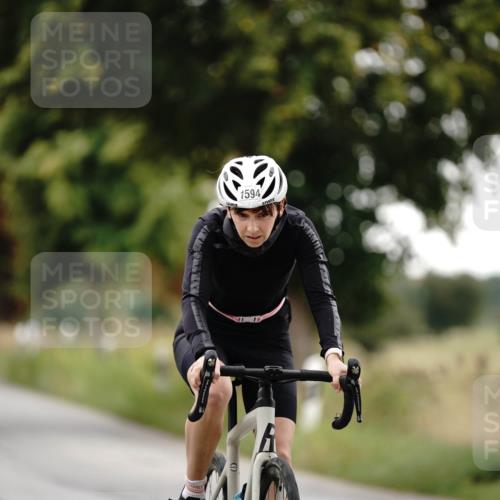 30.08.2026 - Elbe Triathlon Hamburg Michael Burmester http://msf.ph/oto/10060708 30.08.2026 11:52:24 Radfahren 1594 meine-sportfotos.de
