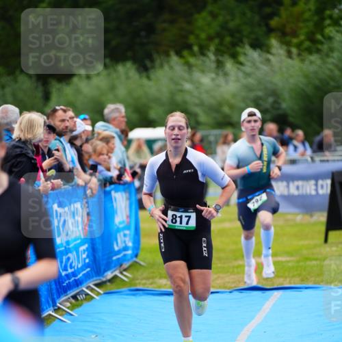 30.08.2026 - Elbe Triathlon Hamburg LAZAROV Photography http://msf.ph/oto/10060809 30.08.2026 11:42:20 Ziel 792, 817, 864 meine-sportfotos.de