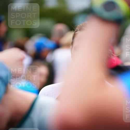 30.08.2026 - Elbe Triathlon Hamburg LAZAROV Photography http://msf.ph/oto/10060830 30.08.2026 11:42:30 Ziel 1195 meine-sportfotos.de