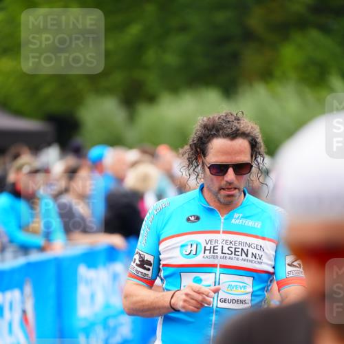 30.08.2026 - Elbe Triathlon Hamburg LAZAROV Photography http://msf.ph/oto/10060951 30.08.2026 11:42:59 Ziel 805, 918, 1257, 1303, 1325 meine-sportfotos.de