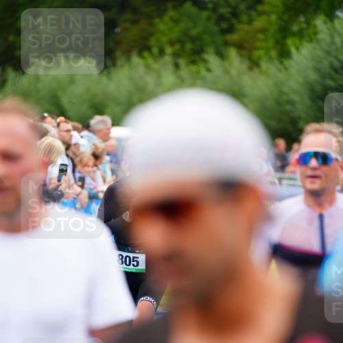 30.08.2026 - Elbe Triathlon Hamburg LAZAROV Photography http://msf.ph/oto/10060965 30.08.2026 11:43:02 Ziel 768, 805, 918, 1257, 1316, 1325 meine-sportfotos.de