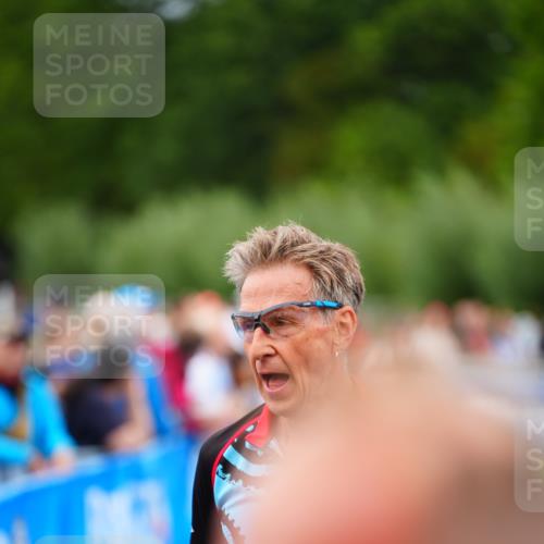30.08.2026 - Elbe Triathlon Hamburg LAZAROV Photography http://msf.ph/oto/10061016 30.08.2026 11:43:14 Ziel 1107, 1255, 1324 meine-sportfotos.de