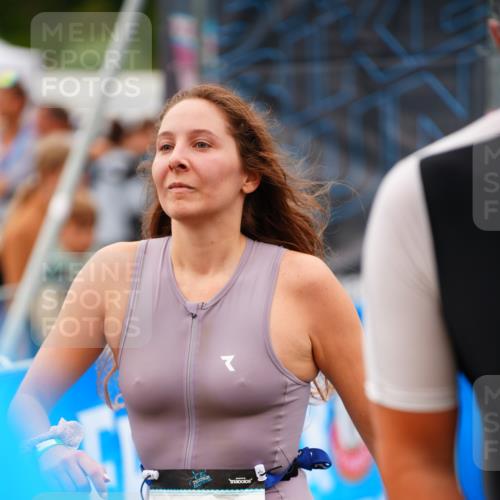 30.08.2026 - Elbe Triathlon Hamburg LAZAROV Photography http://msf.ph/oto/10061073 30.08.2026 11:43:28 Ziel 538, 1156, 1390 meine-sportfotos.de