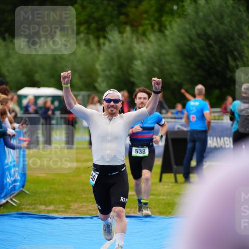 30.08.2026 - Elbe Triathlon Hamburg LAZAROV Photography http://msf.ph/oto/10061093 30.08.2026 11:43:34 Ziel 538, 1156 meine-sportfotos.de