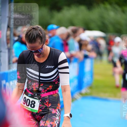 30.08.2026 - Elbe Triathlon Hamburg LAZAROV Photography http://msf.ph/oto/10061150 30.08.2026 11:43:50 Ziel 816, 847, 908, 1345, 1434 meine-sportfotos.de