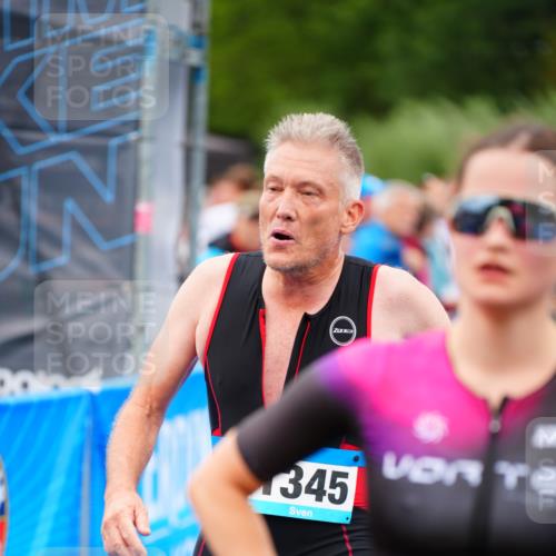 30.08.2026 - Elbe Triathlon Hamburg LAZAROV Photography http://msf.ph/oto/10061183 30.08.2026 11:43:56 Ziel 847, 1345, 1353, 1434 meine-sportfotos.de