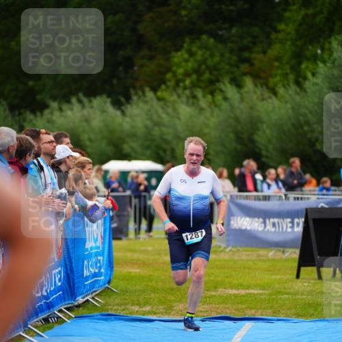 30.08.2026 - Elbe Triathlon Hamburg LAZAROV Photography http://msf.ph/oto/10061215 30.08.2026 11:44:07 Ziel 1227, 1287 meine-sportfotos.de