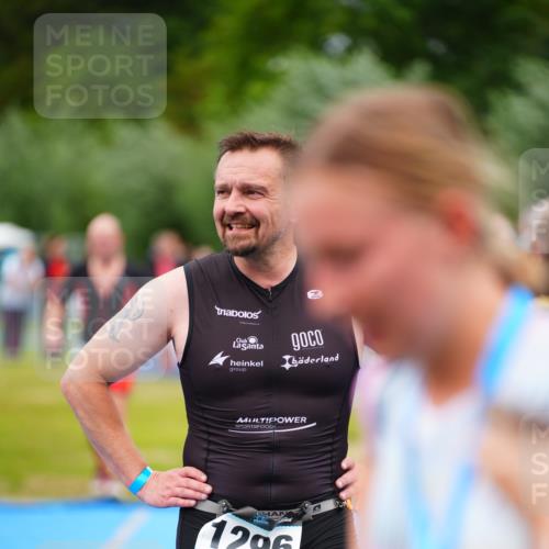30.08.2026 - Elbe Triathlon Hamburg LAZAROV Photography http://msf.ph/oto/10061530 30.08.2026 11:45:04 Ziel 710, 1296 meine-sportfotos.de