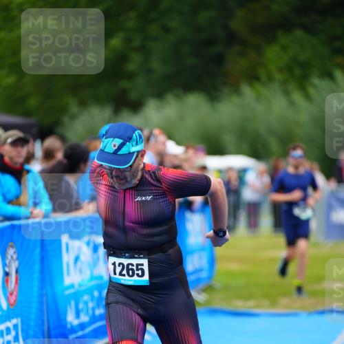 30.08.2026 - Elbe Triathlon Hamburg LAZAROV Photography http://msf.ph/oto/10061588 30.08.2026 11:45:18 Ziel 547, 1265 meine-sportfotos.de