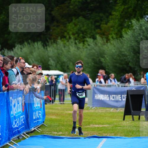 30.08.2026 - Elbe Triathlon Hamburg LAZAROV Photography http://msf.ph/oto/10061593 30.08.2026 11:45:19 Ziel 547, 1265 meine-sportfotos.de