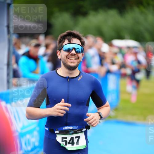 30.08.2026 - Elbe Triathlon Hamburg LAZAROV Photography http://msf.ph/oto/10061622 30.08.2026 11:45:24 Ziel 547, 868, 969 meine-sportfotos.de