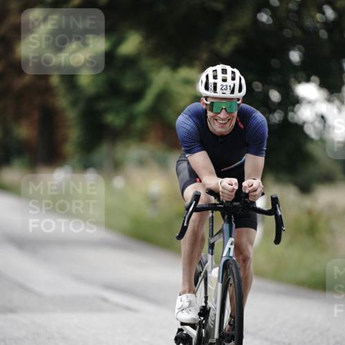 30.08.2026 - Elbe Triathlon Hamburg Michael Burmester http://msf.ph/oto/10061695 30.08.2026 08:49:58 Radfahren 231 meine-sportfotos.de