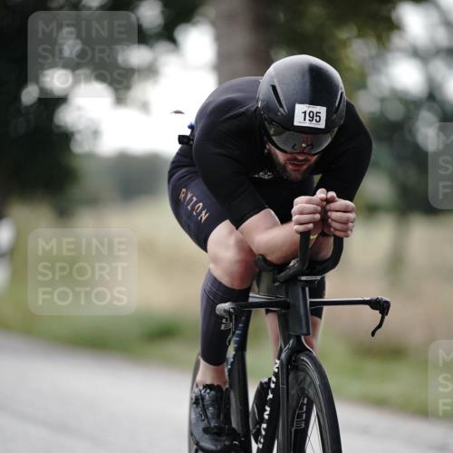 30.08.2026 - Elbe Triathlon Hamburg Michael Burmester http://msf.ph/oto/10061737 30.08.2026 08:50:27 Radfahren 195 meine-sportfotos.de