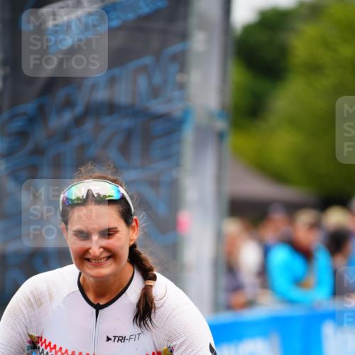 30.08.2026 - Elbe Triathlon Hamburg LAZAROV Photography http://msf.ph/oto/10061794 30.08.2026 11:46:15 Ziel 873 meine-sportfotos.de