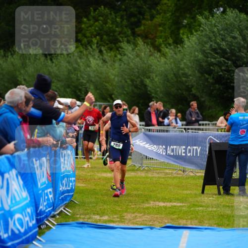 30.08.2026 - Elbe Triathlon Hamburg LAZAROV Photography http://msf.ph/oto/10061872 30.08.2026 11:46:54 Ziel 788, 1445 meine-sportfotos.de