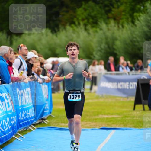 30.08.2026 - Elbe Triathlon Hamburg LAZAROV Photography http://msf.ph/oto/10062000 30.08.2026 11:47:14 Ziel 1311, 1379 meine-sportfotos.de