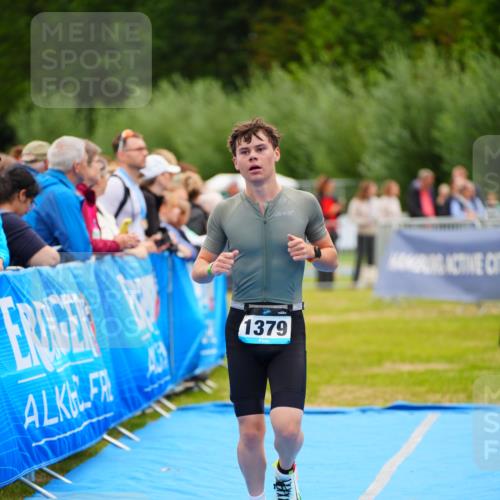 30.08.2026 - Elbe Triathlon Hamburg LAZAROV Photography http://msf.ph/oto/10062010 30.08.2026 11:47:15 Ziel 1311, 1379 meine-sportfotos.de