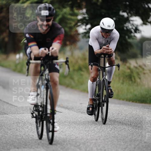30.08.2026 - Elbe Triathlon Hamburg Michael Burmester http://msf.ph/oto/10062025 30.08.2026 08:55:24 Radfahren 188, 198, 294 meine-sportfotos.de