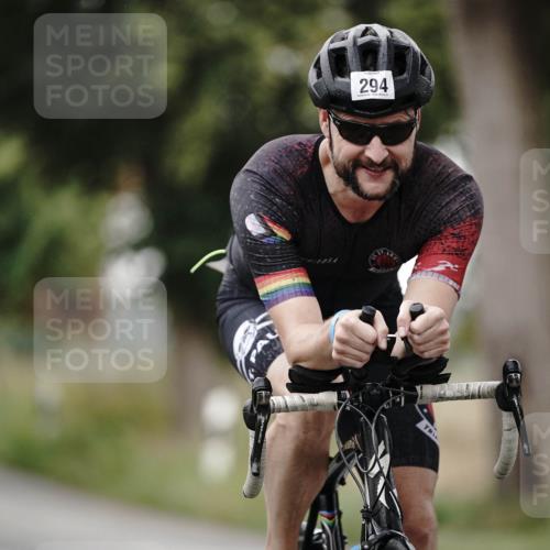 30.08.2026 - Elbe Triathlon Hamburg Michael Burmester http://msf.ph/oto/10062031 30.08.2026 08:55:25 Radfahren 188, 198, 294, 357 meine-sportfotos.de
