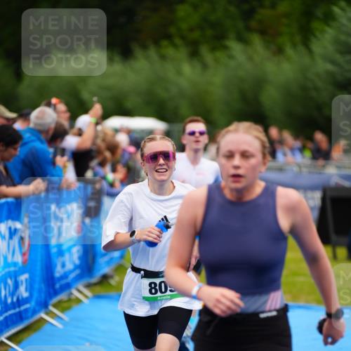 30.08.2026 - Elbe Triathlon Hamburg LAZAROV Photography http://msf.ph/oto/10062054 30.08.2026 11:47:31 Ziel 809, 814, 828, 857, 1383 meine-sportfotos.de