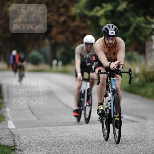 30.08.2026 - Elbe Triathlon Hamburg Michael Burmester http://msf.ph/oto/10062112 30.08.2026 08:56:12 Radfahren 219, 313, 326 meine-sportfotos.de
