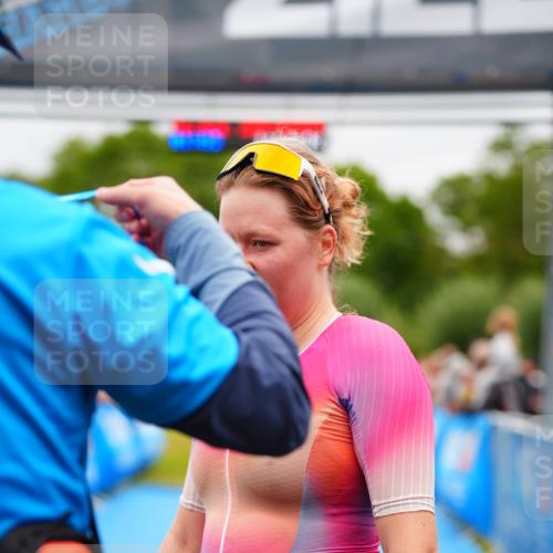30.08.2026 - Elbe Triathlon Hamburg LAZAROV Photography http://msf.ph/oto/10062119 30.08.2026 11:47:49 Ziel  meine-sportfotos.de