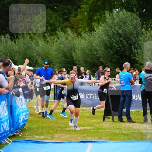30.08.2026 - Elbe Triathlon Hamburg LAZAROV Photography http://msf.ph/oto/10062132 30.08.2026 11:47:57 Ziel 914, 927, 1163, 1421 meine-sportfotos.de