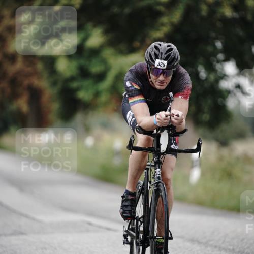 30.08.2026 - Elbe Triathlon Hamburg Michael Burmester http://msf.ph/oto/10062135 30.08.2026 08:56:17 Radfahren 326 meine-sportfotos.de