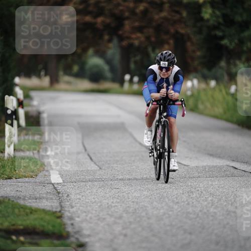 30.08.2026 - Elbe Triathlon Hamburg Michael Burmester http://msf.ph/oto/10062146 30.08.2026 08:56:34 Radfahren 290 meine-sportfotos.de