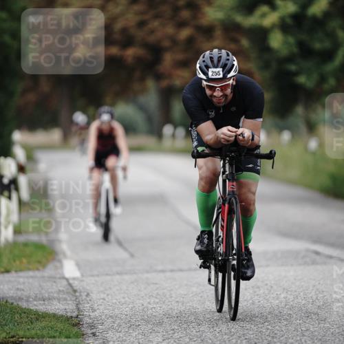 30.08.2026 - Elbe Triathlon Hamburg Michael Burmester http://msf.ph/oto/10062197 30.08.2026 08:57:00 Radfahren 255, 388 meine-sportfotos.de