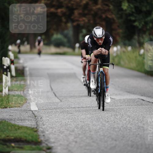 30.08.2026 - Elbe Triathlon Hamburg Michael Burmester http://msf.ph/oto/10062213 30.08.2026 08:57:08 Radfahren 182, 227 meine-sportfotos.de