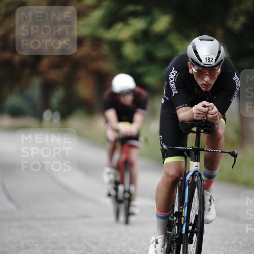 30.08.2026 - Elbe Triathlon Hamburg Michael Burmester http://msf.ph/oto/10062225 30.08.2026 08:57:09 Radfahren 182, 227 meine-sportfotos.de