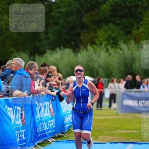 30.08.2026 - Elbe Triathlon Hamburg LAZAROV Photography http://msf.ph/oto/10062277 30.08.2026 11:48:29 Ziel 965 meine-sportfotos.de