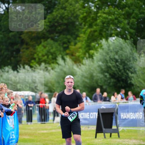 30.08.2026 - Elbe Triathlon Hamburg LAZAROV Photography http://msf.ph/oto/10062342 30.08.2026 11:48:43 Ziel 793, 1087 meine-sportfotos.de