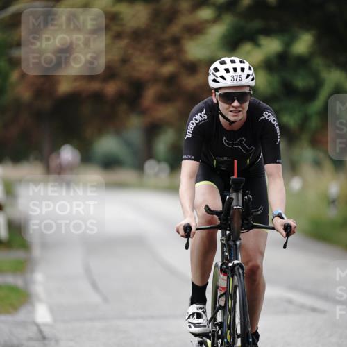 30.08.2026 - Elbe Triathlon Hamburg Michael Burmester http://msf.ph/oto/10062530 30.08.2026 09:00:19 Radfahren 321, 375, 383 meine-sportfotos.de